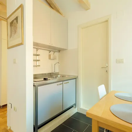 公寓 Hedera Estate Hedera A11 - Breakfast Included *