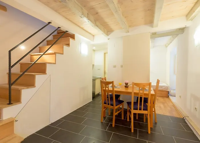 Hedera A11 Apartmán *